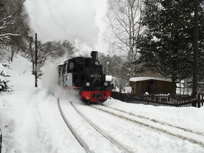 99 4511-4 bei der Einfahrt Bf. Jöhstadt